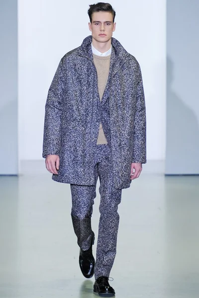 Look 37